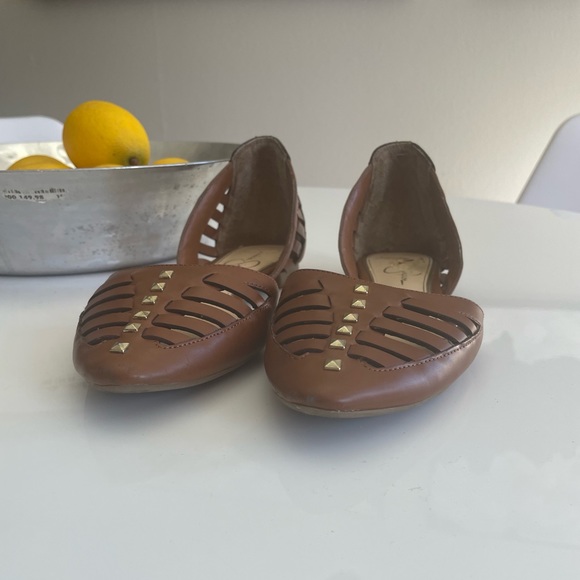 J.S. Flats - Picture 2 of 5